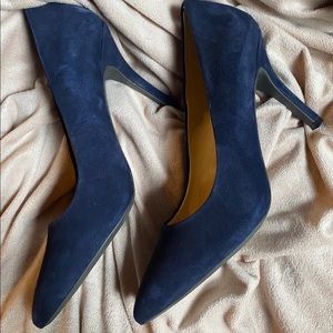 Nine West velvet heels